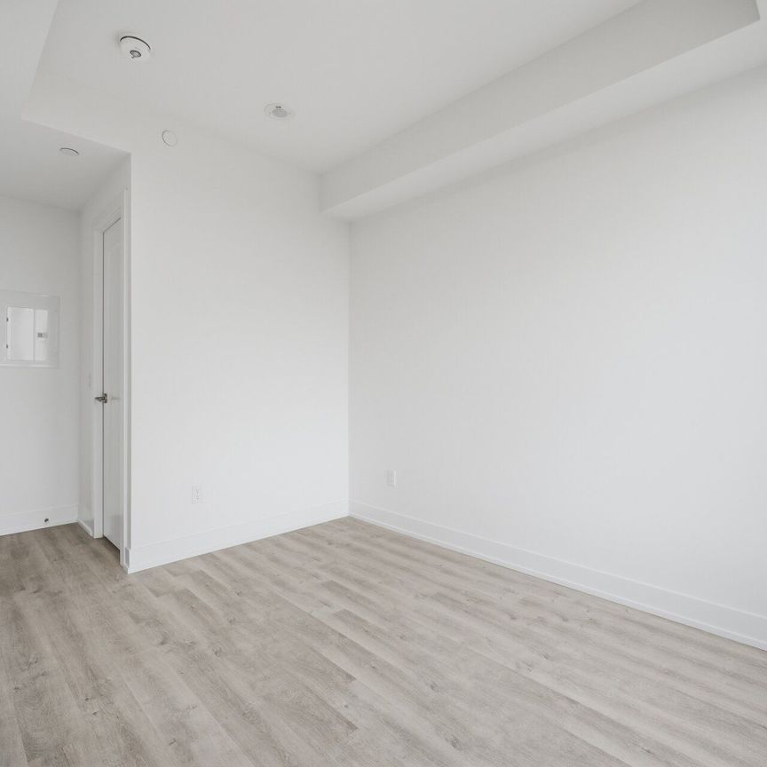 For Lease - 60 Central Park Roadway N/A Unit# 2101, Toronto, Ontario - Photo 1