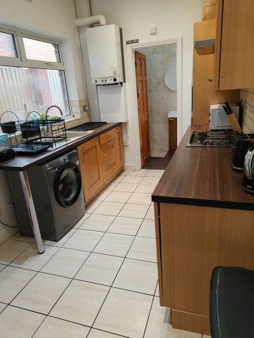 Room in a Shared House, Melbourne Road, CV5 - Photo 5