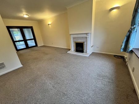 3 bedroom semi-detached house to rent - Photo 2