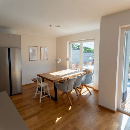 Moderne Erdgeschosswohnung mit Sauna & Garten - Photo 4