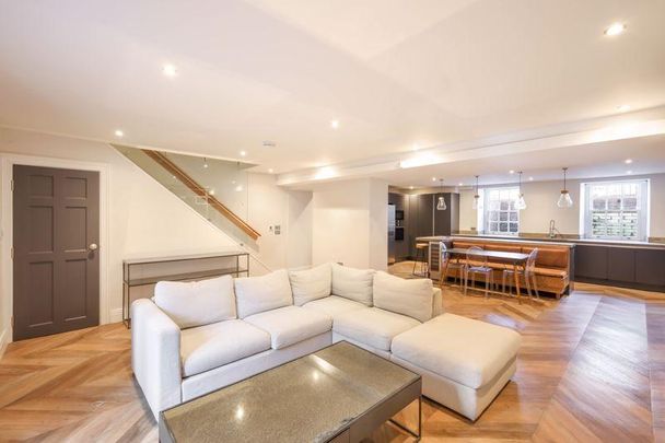 5 bedroom terraced house to rent - Photo 1