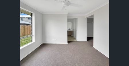 Brand New Luxury Family Retreat - Photo 3