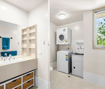 Fully Furnished in Convenient Location - Photo 5