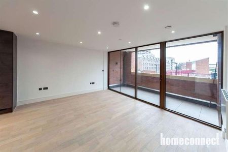 Colts Village Apartments, Barking Road, London, E6 - Photo 3