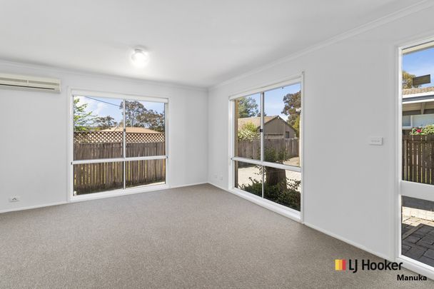 12b Eggleston Crescent, Chifley ACT 2606 - House For Rent | Domain - Photo 1