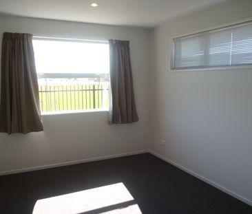 17 Blaenavon Lane, Halswell - Photo 4