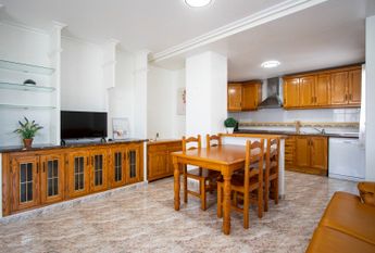 Ref. 7614 Cozy two-bedroom apartment near La Zenia Boulevard and Playa Flamenca