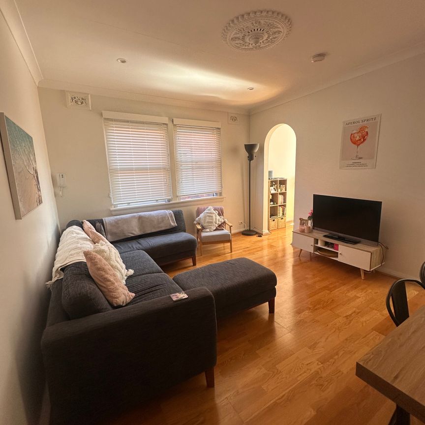 Bellevue Hill - Photo 1