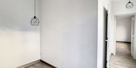 Appartement te huur in Ledeberg voor € 850 met 1 slaapkamer - Photo 2