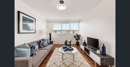 Stylish Apartment in a Great Location - Photo 2