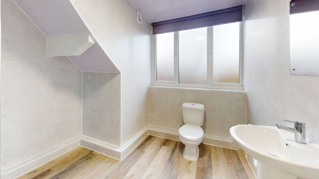 Royal Park Grove, Hyde Park - Photo 1