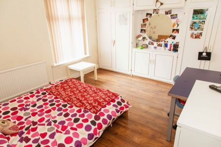 4 Bed Terraced House, Whitby Road, M14 - Photo 5