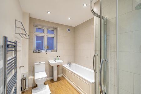 Stanford Road, London, SW16 - Photo 4