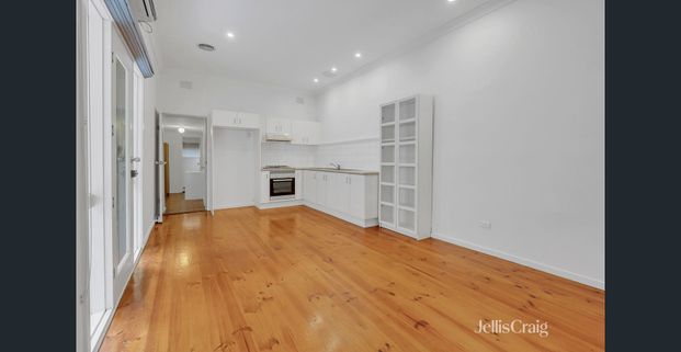 Two-Bedroom House in Brunswick West - Photo 1