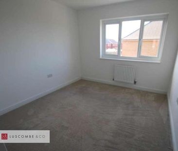 Westward Ho Crescent, Mon Bank, Newport, NP20 - Photo 3