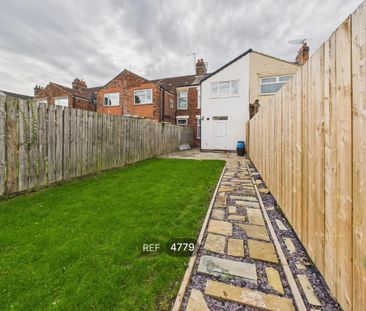 3 bedroom terraced house to rent - Photo 3