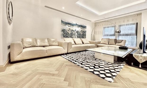 3 bedroom apartment to rent - Photo 1