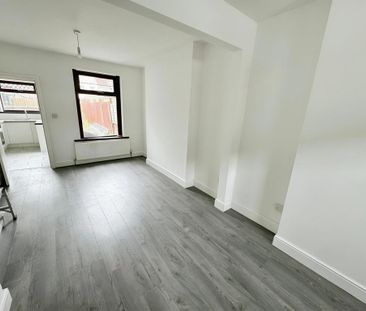 2 bedroom house to rent - Photo 1