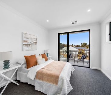 Contemporary Highlands Living with Designer Appeal - Photo 1