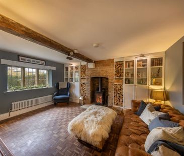 3 bedroom terraced house to rent - Photo 1