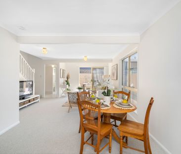 Northeast Light & Ocean Air – Stylish Townhouse in Prime Coastal Lo... - Photo 5