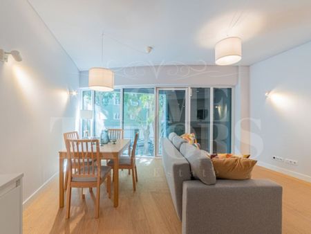 2 room luxury Apartment for rent in Lisbon - Photo 5