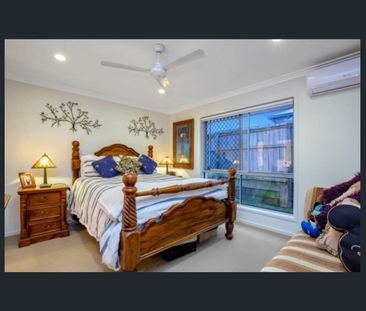 Beautifully presented family home, act NOW - Photo 5
