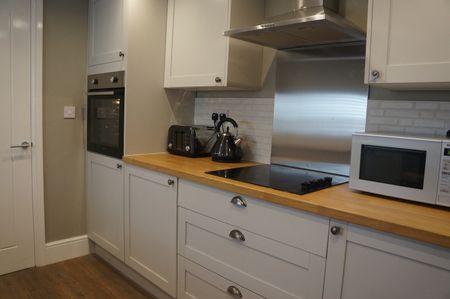 4 Bed Terraced House, Kellit Road, L15 - Photo 4
