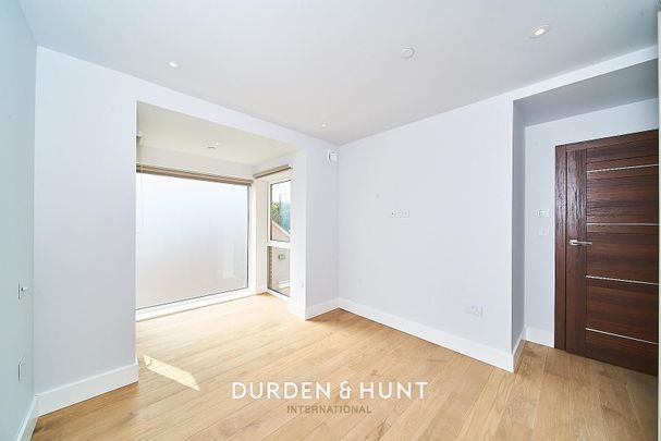 Chelmsford Road, Shenfield, Brentwood - Photo 1