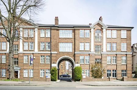 1 bedroom block of apartments to rent - Photo 5