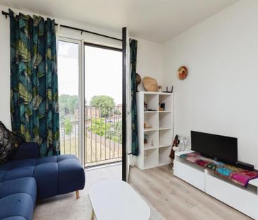 1 Bed Flat, Harbard Close, IG11 - Photo 5