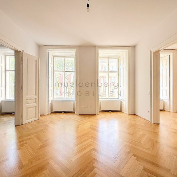 Großzügige 4-Zimmer-Wohnung beim Schottentor in 1010 Wien um 2.302,30 €! - Photo 1