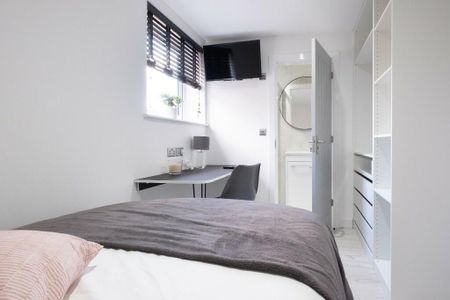 6 bedroom house to rent - Photo 4