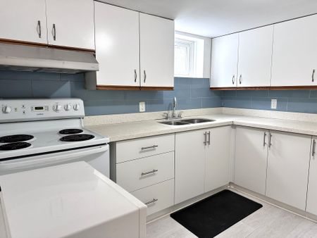 For Lease - 6 Balaclava Drive Unit# Basement, Toronto, Ontario - Photo 3