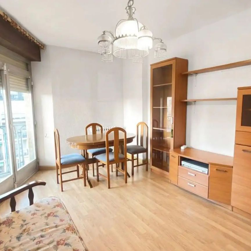 Piso de alquiler en Comuneros, Los, 3, Estación - Foto 1