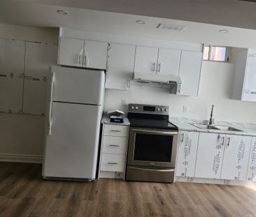 For Lease - 40 Sleeth Street, Brantford, Ontario - Photo 2