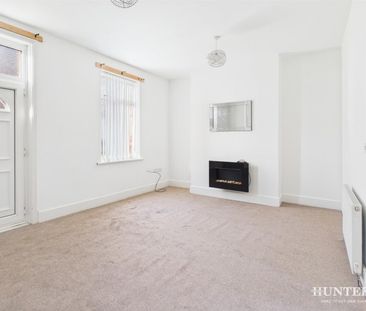 2 bedroom House To Let - Photo 1