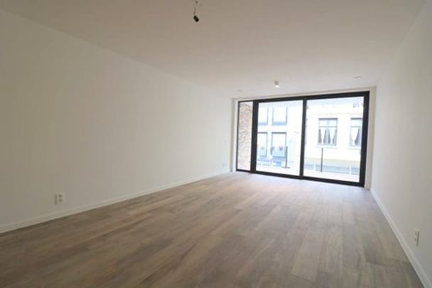 Appartement te huur - Photo 1