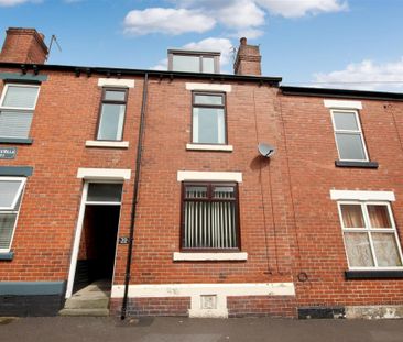 3 Bedroom House - Terraced To Let - Photo 5