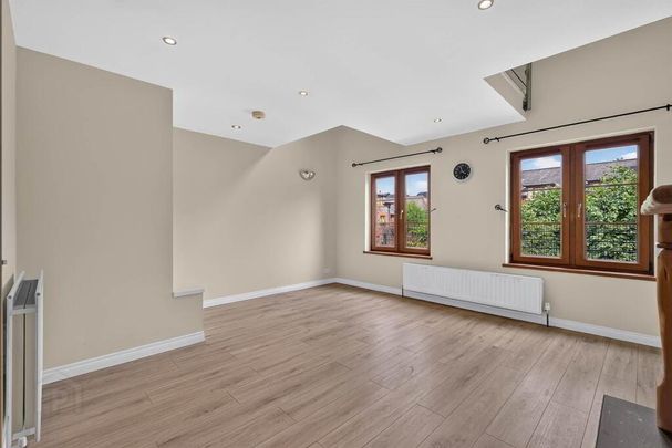 8 Castlegrange, Belfast, BT5 7GT - Photo 1