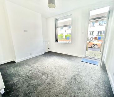 Cleveland Street, Colne - Photo 1