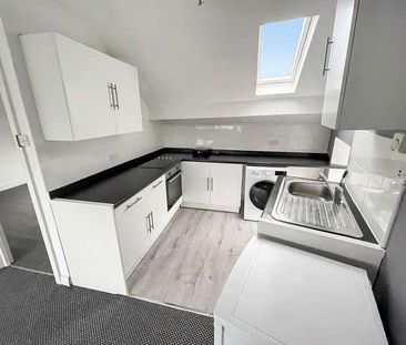 Flat B, Skipton Road, Harrogate, North Yorkshire, HG1 - Photo 4