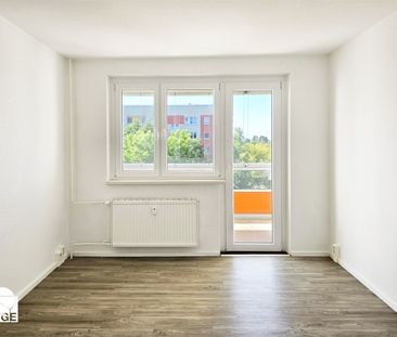 Sehr schöne renovierte Wohnung! - Foto 1