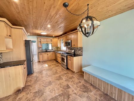 For Lease - 241 Emms Drive Unit# Upper, Barrie, Ontario - Photo 5