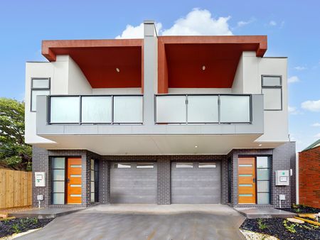 2/2 Arnold Street, Brunswick East VIC 3057 - Photo 3