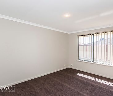 14 Bethwyn Circuit, Madeley WA 6065 - Photo 6