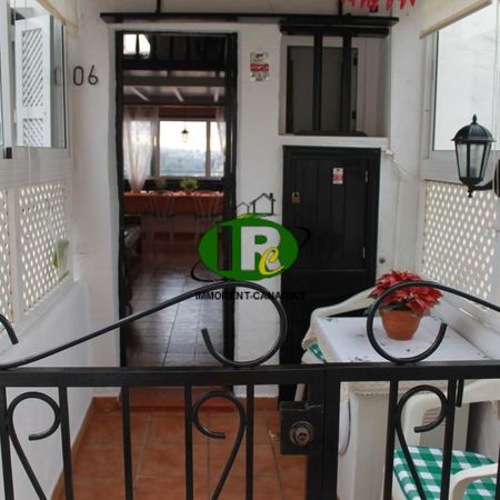 2 bedroom apartment with balcony and sea view for rent in Patalavaca - Photo 4