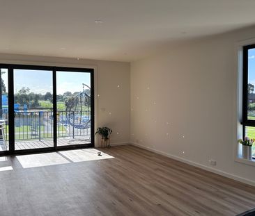 Sunshine North - Photo 6