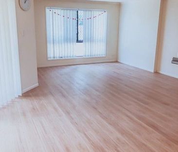 Single-Story Unit -Walk to School! Spacious Townhouse for Rent in S... - Photo 6