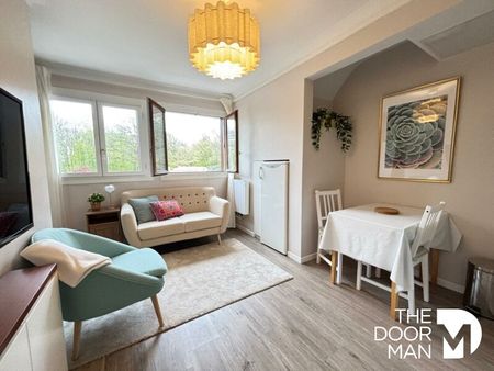 Location Appartement 3 pièces 34m² LE MESNIL ST DENIS 78320 - Photo 3